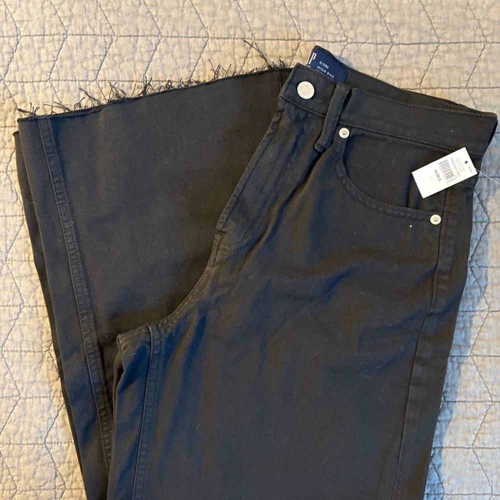 Gap - Frayed Wide Leg Crop Black Jeans